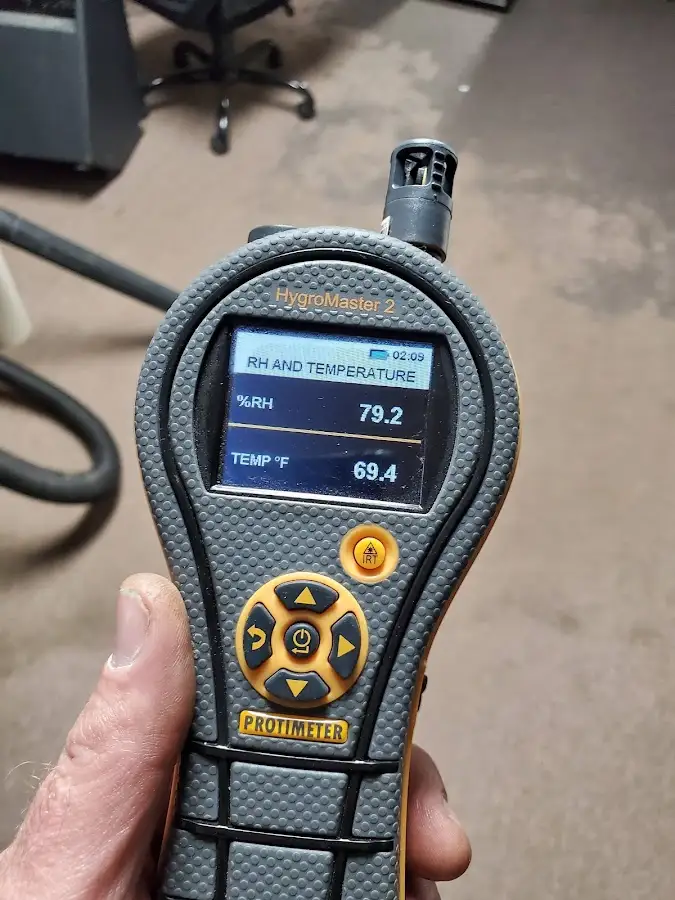 Moisture meter humidity assessment for Fire & Smoke Damage Restoration in Elma